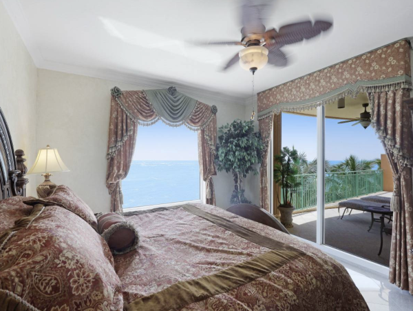 Luxury Marco Island Vacation Condo on Beach Full Gulf Views